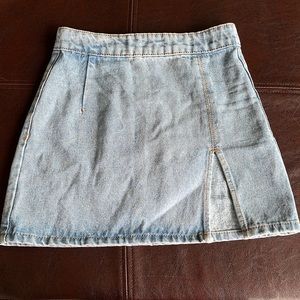 Mini jean skirt, Lioness